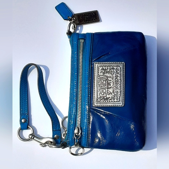 Coach Handbags - Coach two tone blue Poppy mini bag